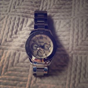 Silver Tone Ladies Fossil Bracelet Watch